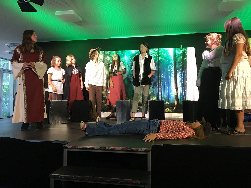 Penny's Lane - das Mittelstufentheater lädt ein