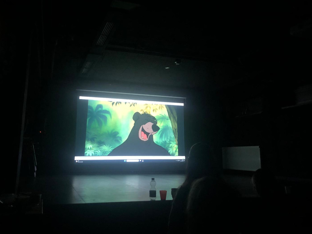 Gemeinsam ist jeder Weg leichter, sogar im tiefsten Dschungel