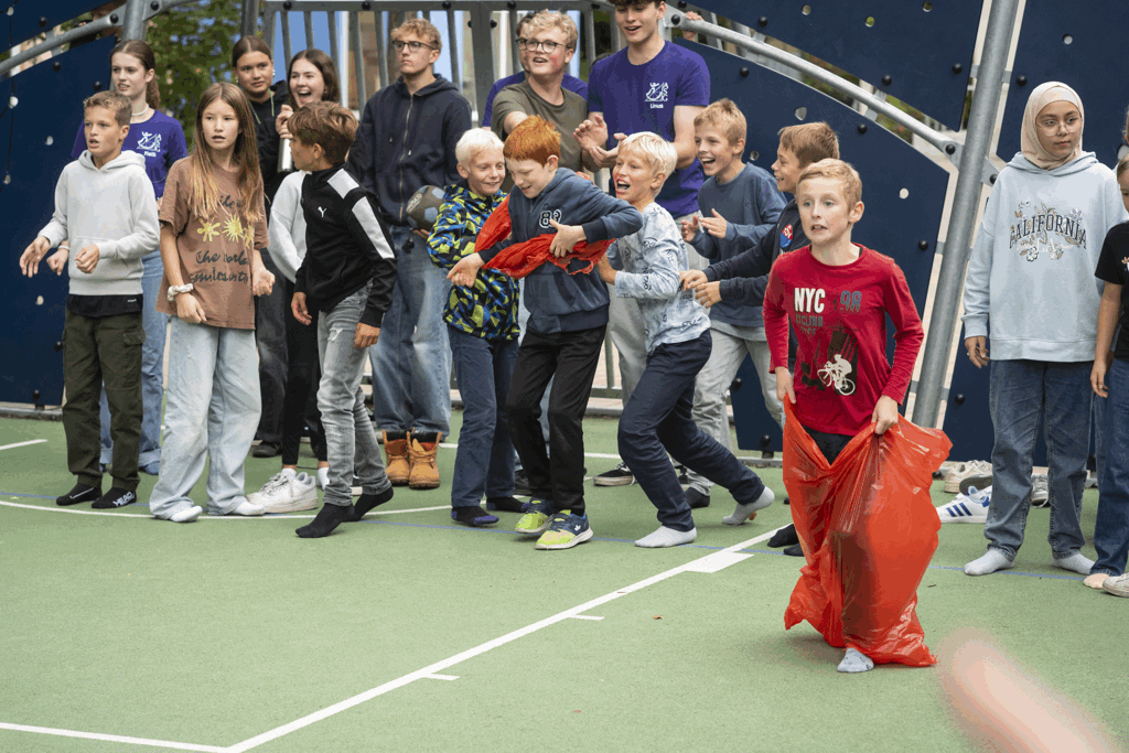 Spa&szlig;, Spannung, Gemeinschaft: Die Schulhausrallye
