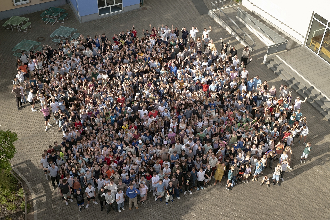 Gemeinschaftsaktion am letzten Schultag