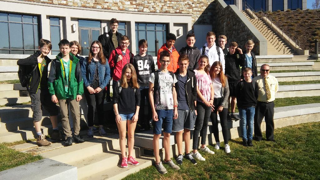 Virginia l&auml;sst gr&uuml;&szlig;en