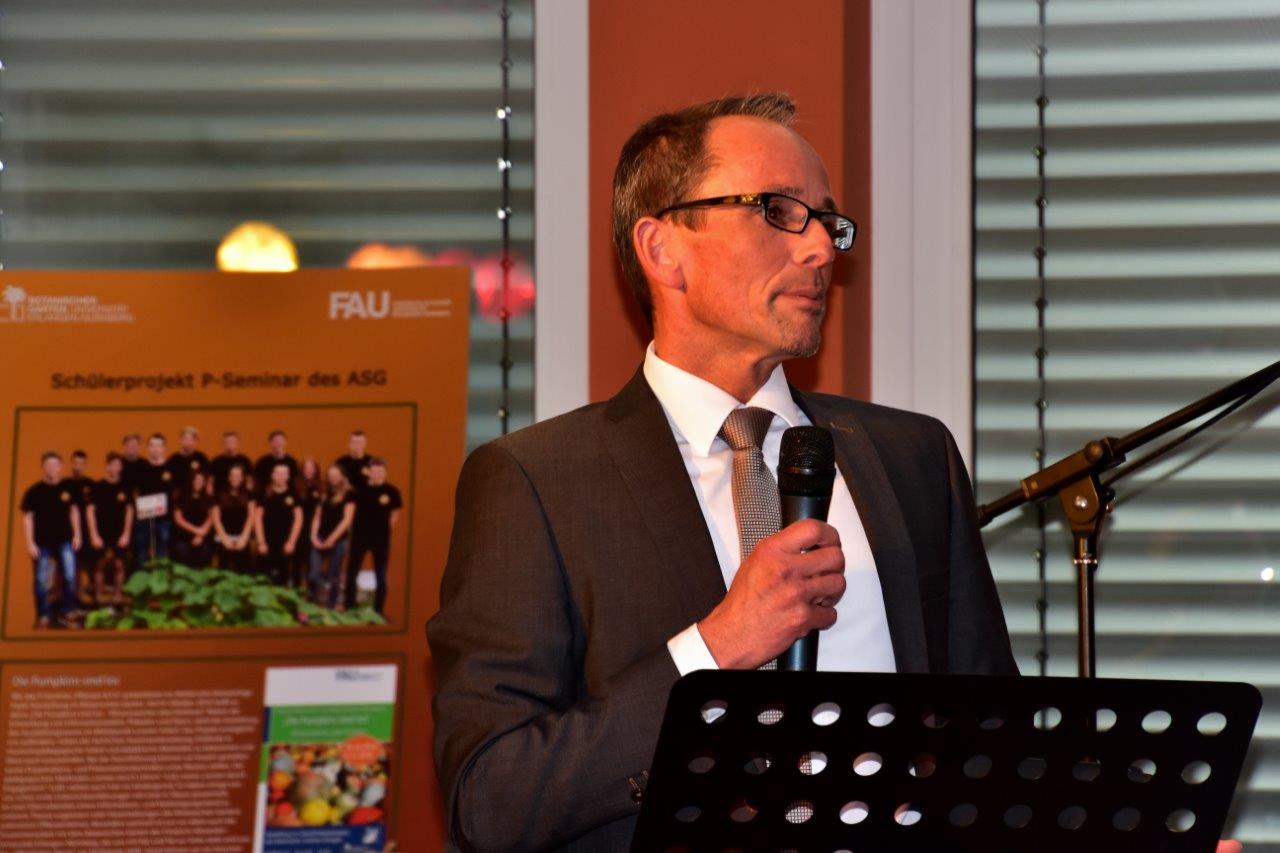 K&uuml;rbisse gewinnen P-Seminar-Preis