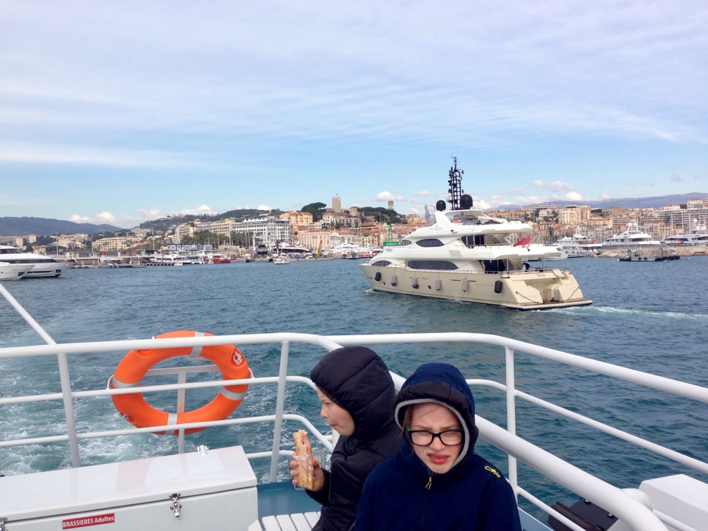 Gr&uuml;&szlig;e von der C&ocirc;te d'Azur