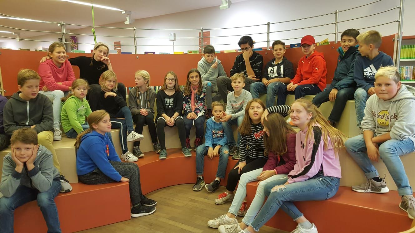 Mit James Bond durch die Stadtbibliothek