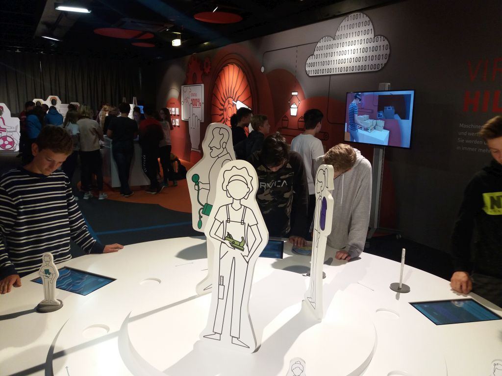 Schiff ahoi! Besuch auf der MS Wissenschaft