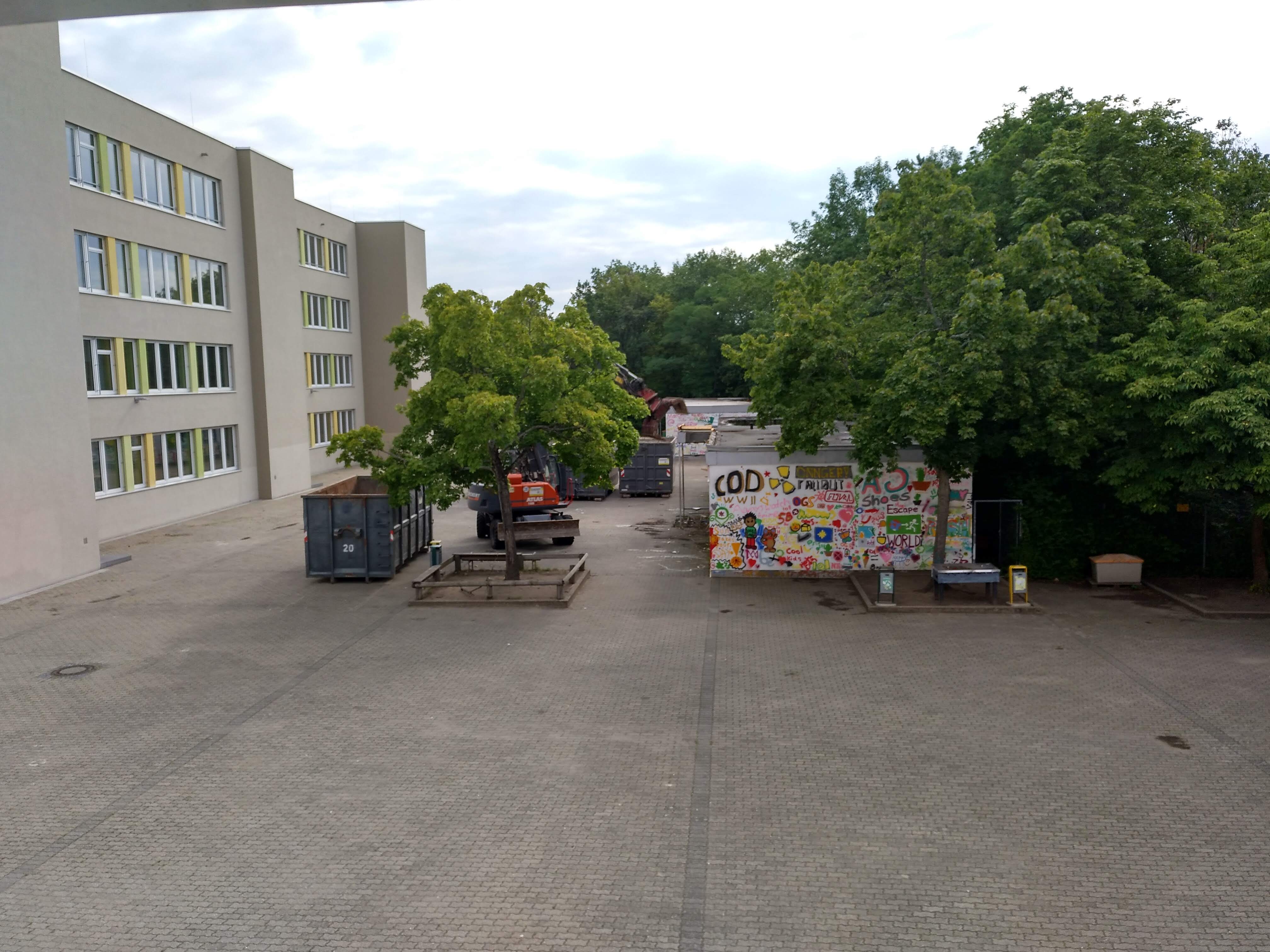 Platz f&uuml;r den neuen Pausenhof!