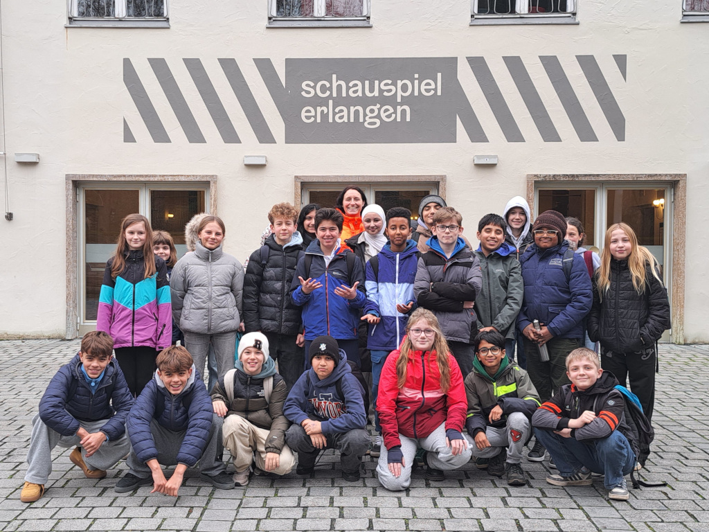 6d besucht Vorstellung DER ZAUBER VON OZ im Markgrafentheater Erlangen
