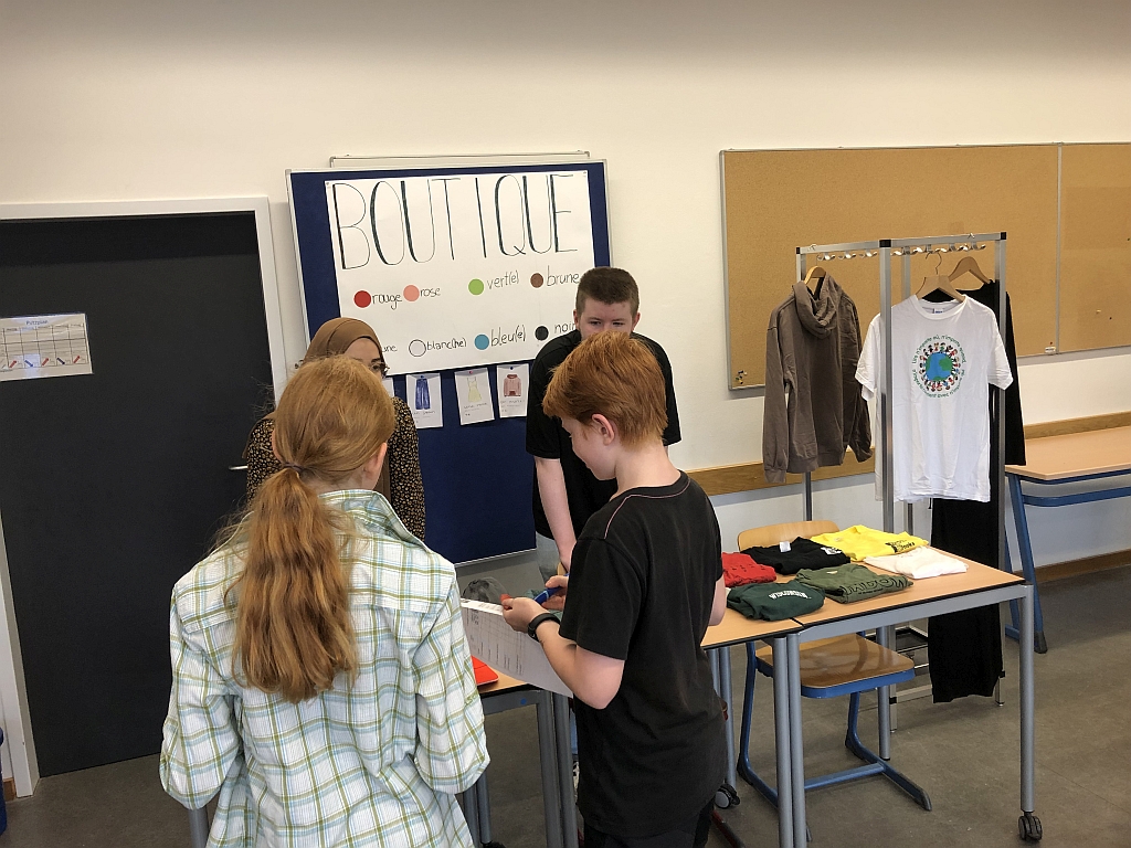 Bienvenue au village fran&ccedil;ais - Willkommen im Sprachendorf Franz&ouml;sisch