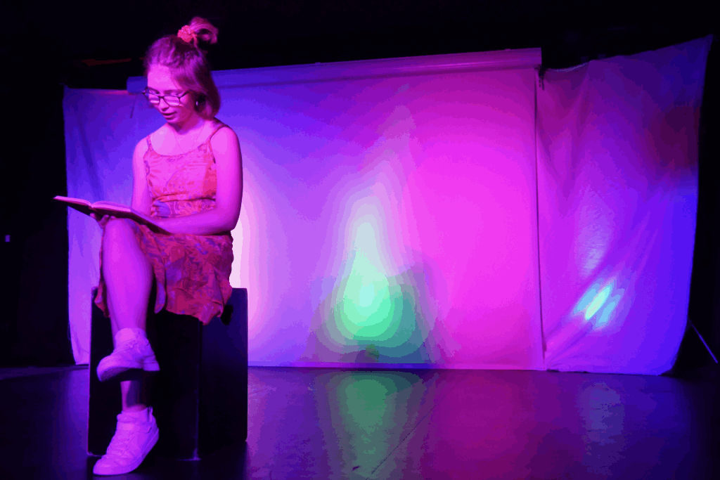 Bunt, nicht nur im Theaterkeller!