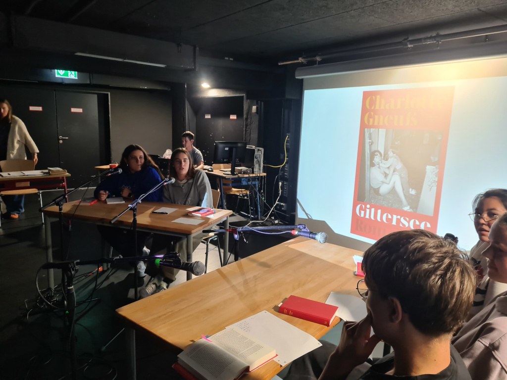 Deutschunterricht etwas anders - 22 Romane diskutiert