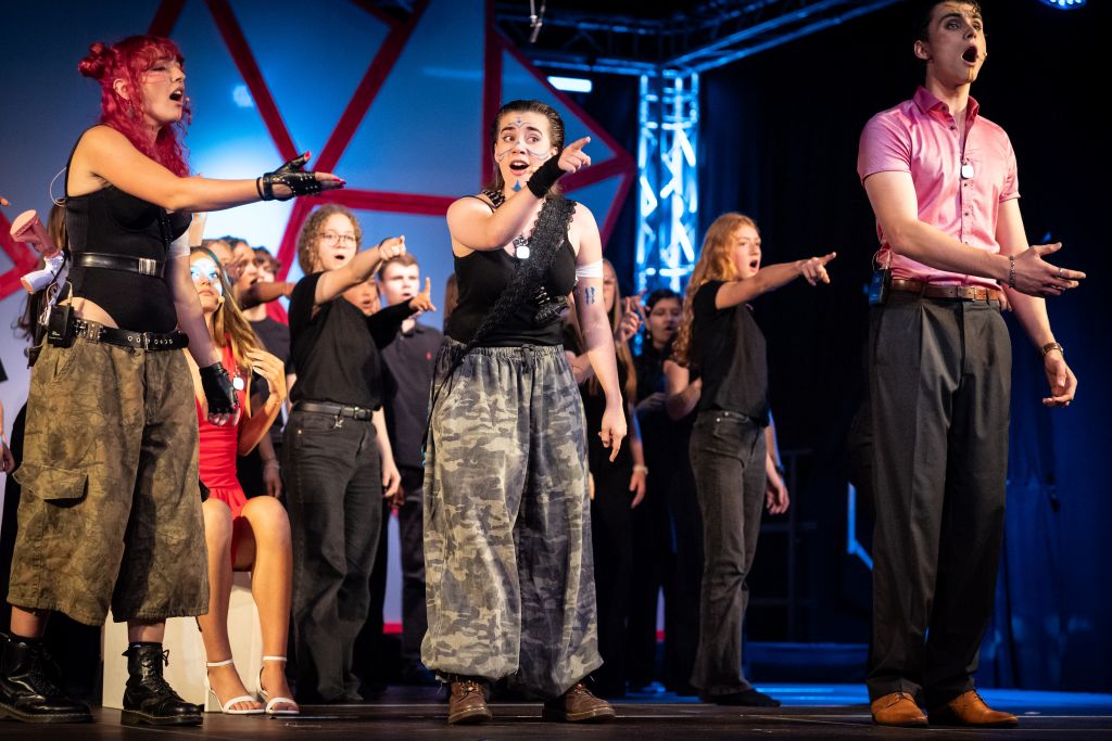 Die Avatare sind angekommen: Musicalpremiere am ASG
