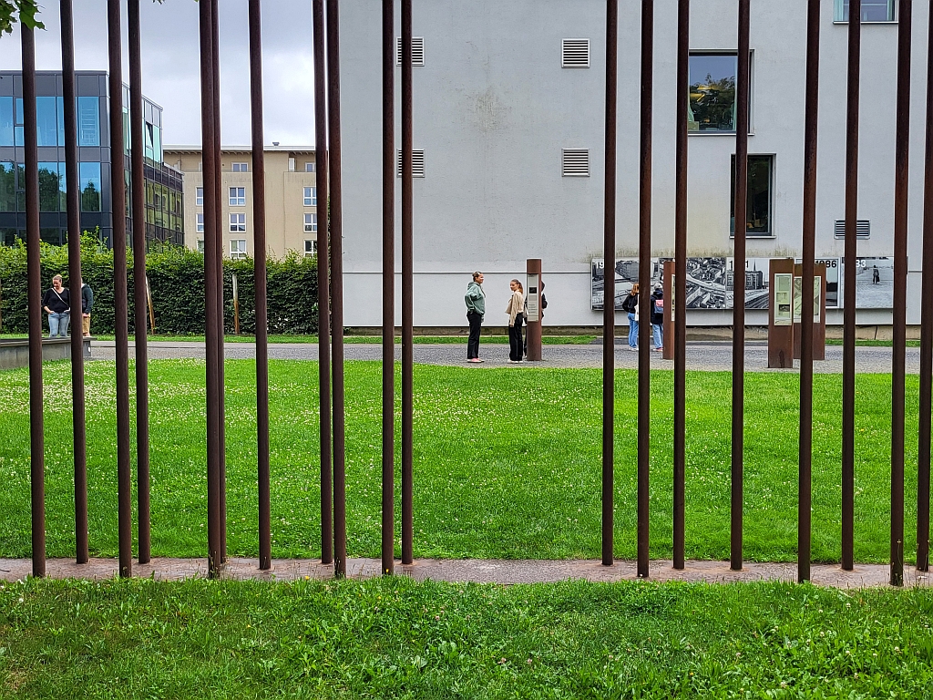 Du musst nach Berlin. Da jeh&ouml;rste hin!