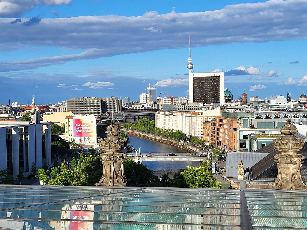 Du musst nach Berlin. Da jeh&ouml;rste hin!