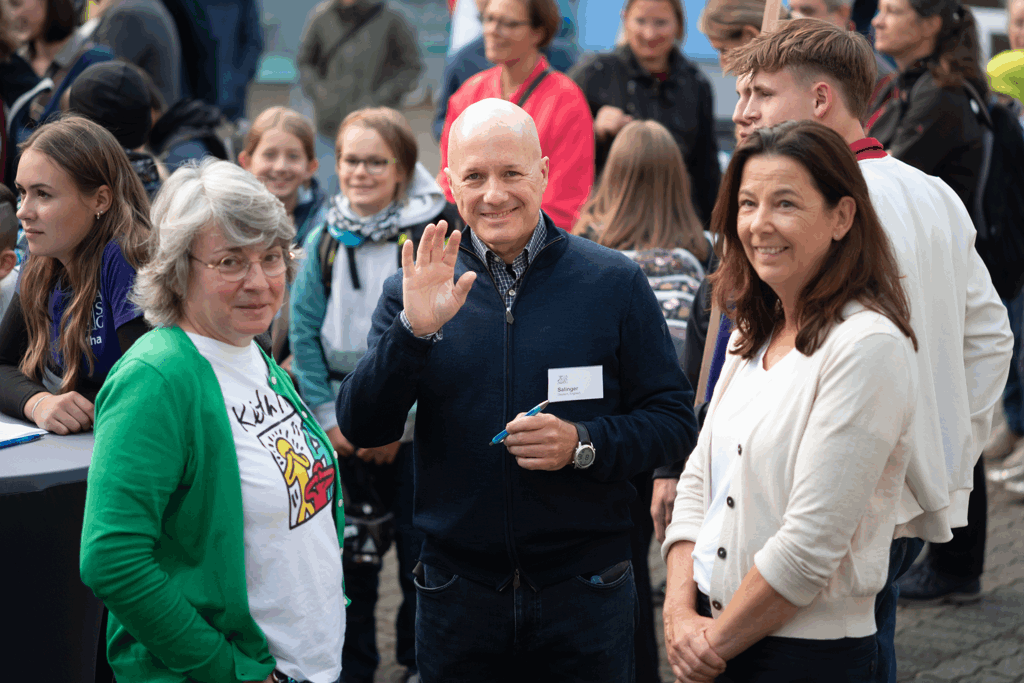 Ein herzliches Willkommen f&uuml;r 172 F&uuml;nftkl&auml;ssler am ASG