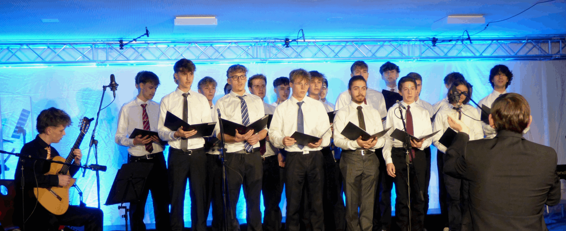 Einstimmung auf das Fest - Weihnachtskonzert am ASG