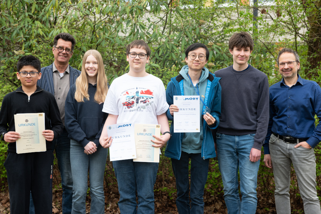 Erfolge in zwei Mathematikwettbewerben (2026)