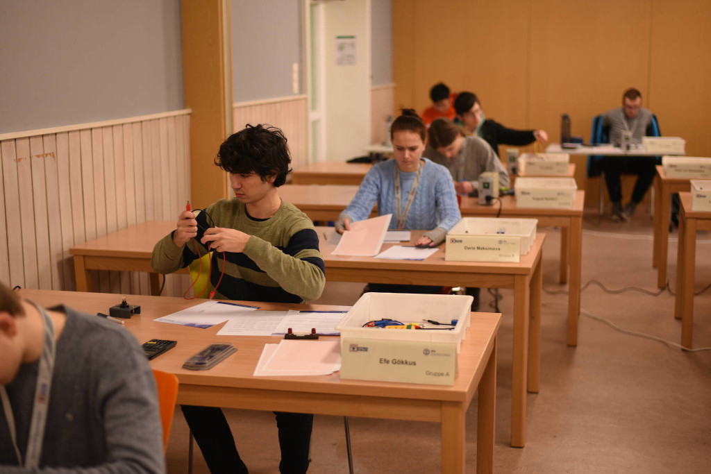 Finale der PhysikOlympiade an der Kieler F&ouml;rde