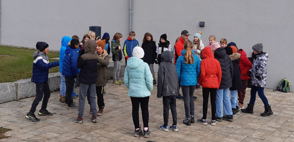 Nicht mehr alle Tassen im Schrank.... Klassen 5c und 5d im Schullandheim in Wei&szlig;enstadt