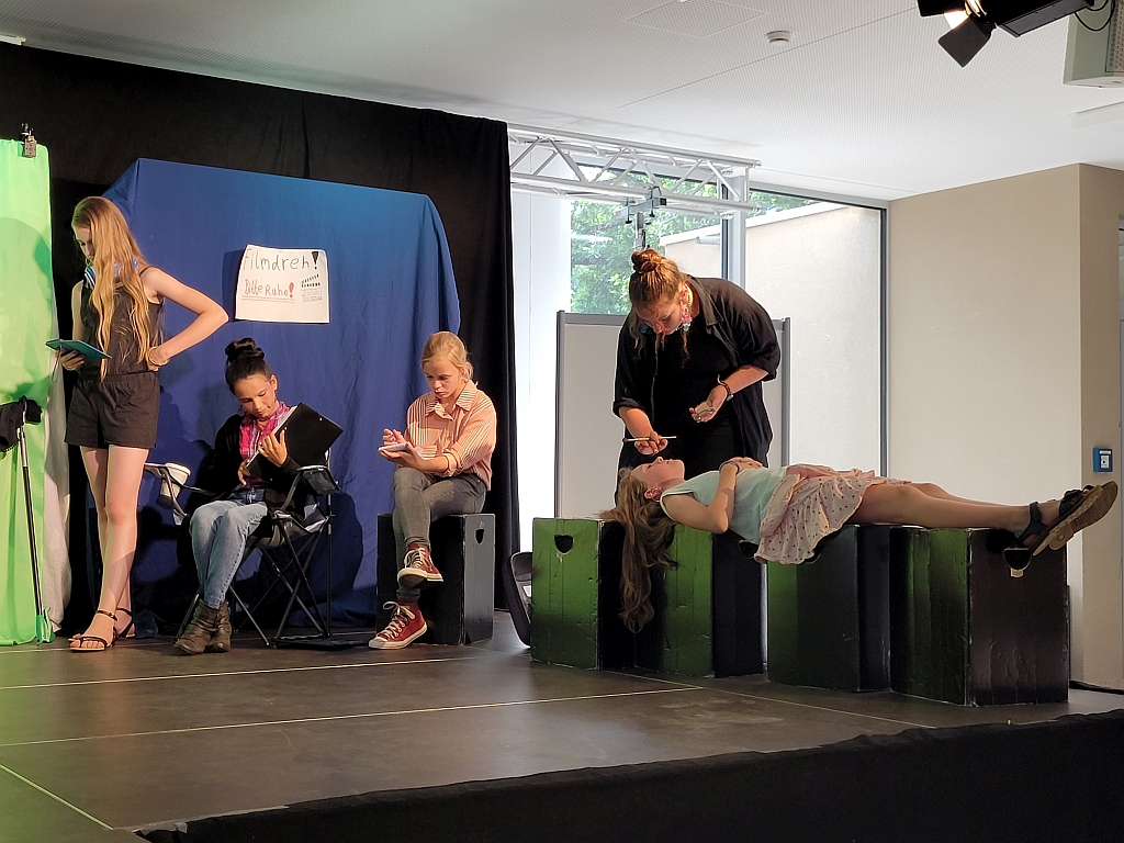 Panik am Filmset - und in der Aula ...