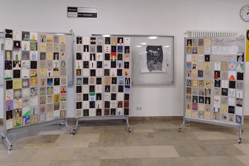 &Uuml;ber 150 Karten f&uuml;r Albert Schweitzer