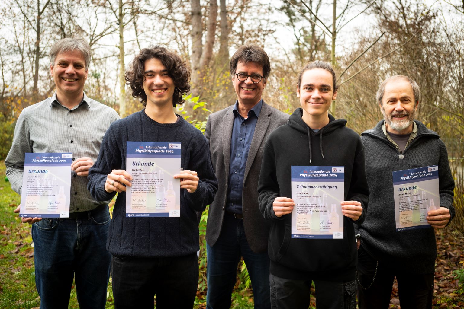 Zwei ASG Sch&uuml;ler bei der 54. Physik-Olympiade